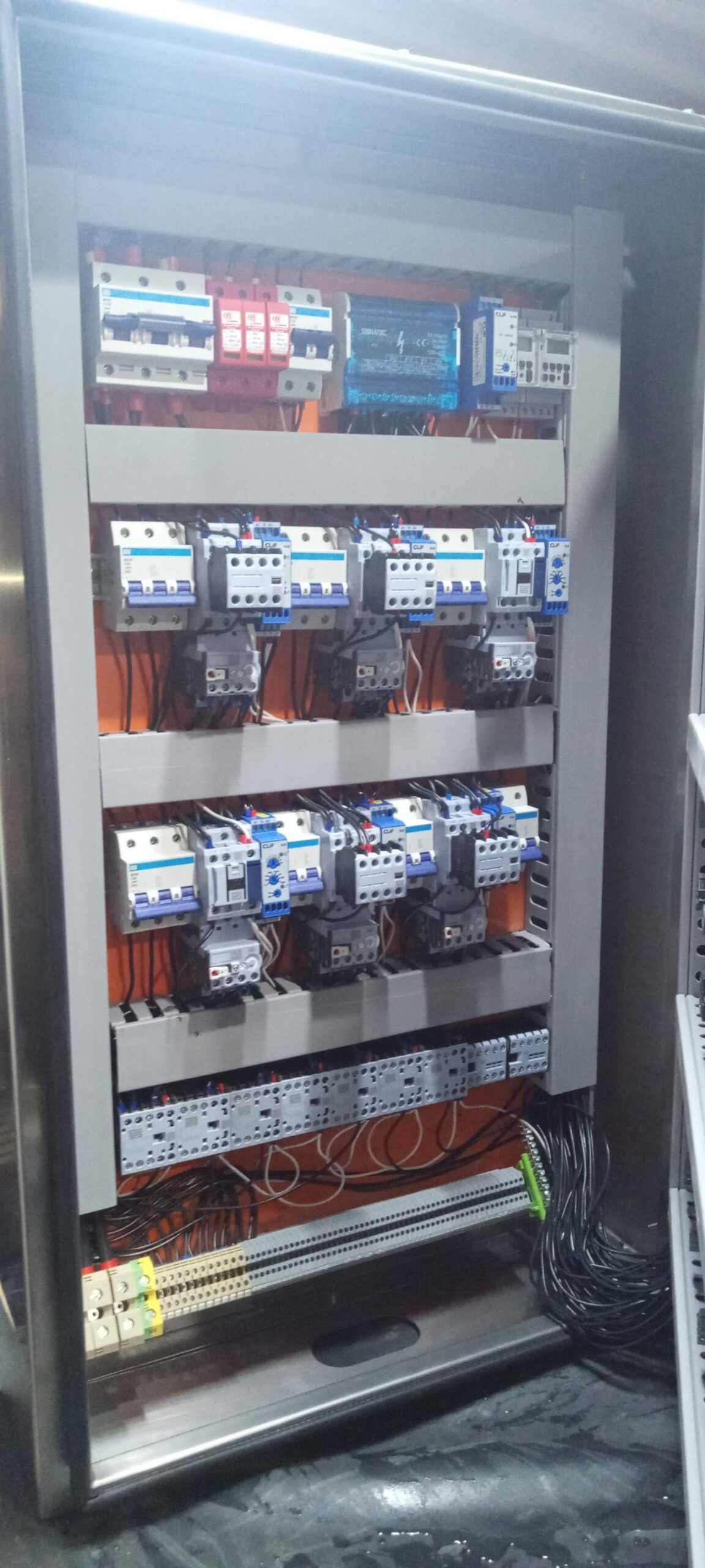 Quadro e painel elétrico inteligente | Morettec